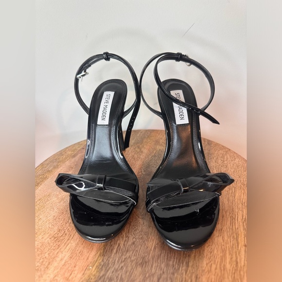 Steve Madden Bradshaw Sandal in Black - Picture 2 of 4